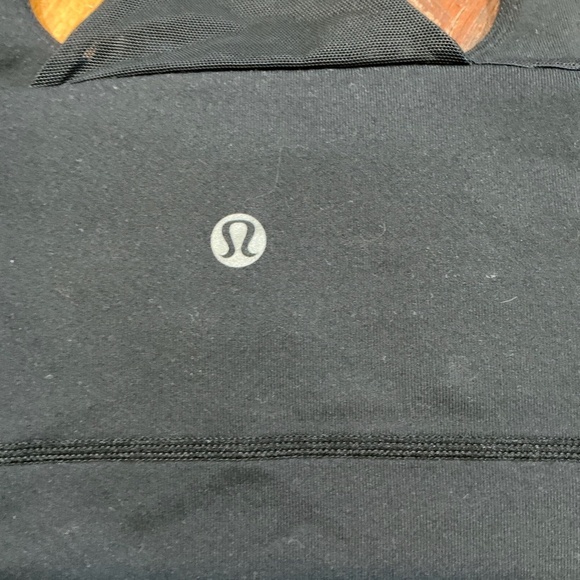 Lululemon Black Racerback Tank Top  Size 12 Built-In Bra Support Coolmax Lycra® - Picture 6 of 8